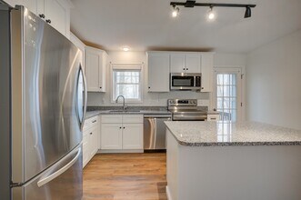 22 Bern Dr in Madison, NH - Building Photo - Building Photo