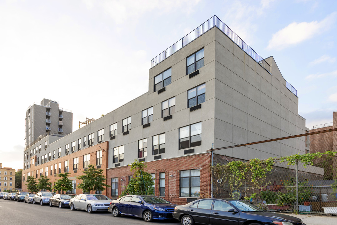 KO 41 Lofts in Brooklyn, NY - Building Photo