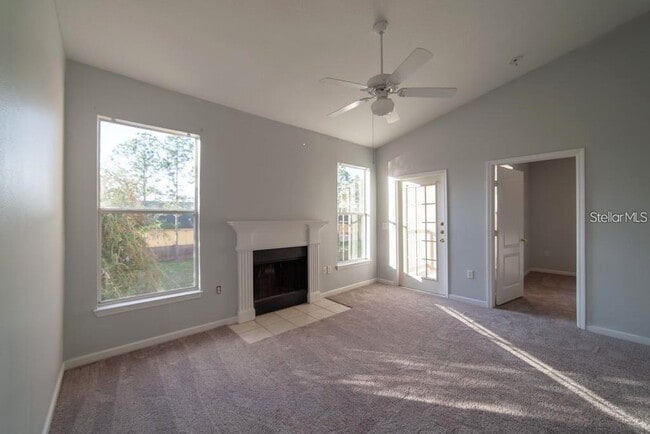 17920 Villa Creek Dr in Tampa, FL - Building Photo - Building Photo