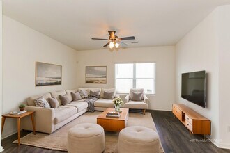 5740 Timber Leaf Lp in Bessemer, AL - Foto de edificio - Building Photo