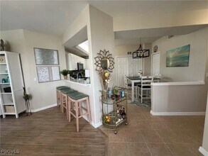 10139 Colonial Country Club Blvd in Ft. Myers, FL - Foto de edificio - Building Photo