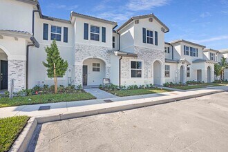 16270 SW 291st St in Homestead, FL - Building Photo - Building Photo