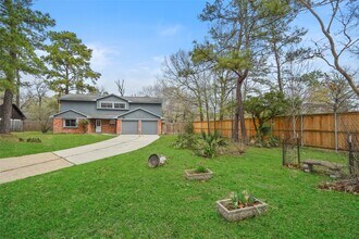 2251 Middle Creek Dr in Humble, TX - Building Photo - Building Photo