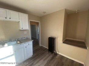 227 N Rebecca Ave in Scranton, PA - Building Photo - Building Photo