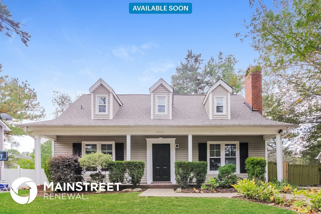 9704 Manus Ct in Matthews, NC - Building Photo