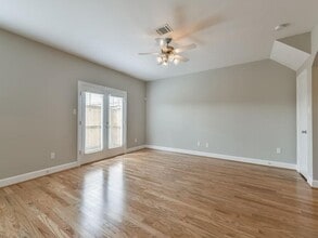 3741 Main Poplar Dr in Houston, TX - Building Photo - Building Photo