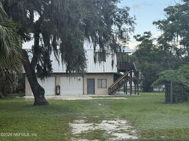 104 Park Ave in San Mateo, FL - Building Photo