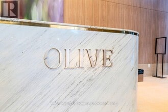 36 Olive Ave in Toronto, ON - Building Photo - Building Photo