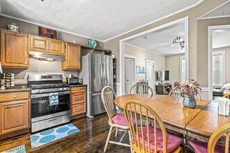 46 Russell St in Quincy, MA - Building Photo - Building Photo