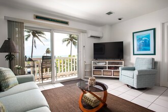 2601 S Roosevelt Blvd in Key West, FL - Building Photo - Building Photo