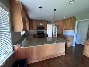 2300 Landwehr Rd in Northbrook, IL - Foto de edificio - Building Photo