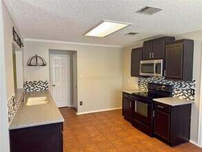 3640 Bass Loop in Round Rock, TX - Foto de edificio - Building Photo