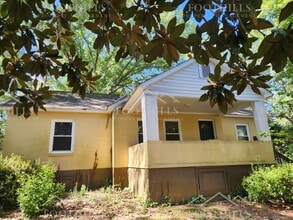 516 E Main St in Pendleton, SC - Building Photo - Building Photo