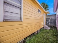 1308 Weiss St photo'