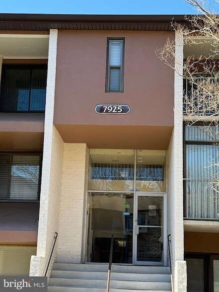 property at 7925 Mandan Rd