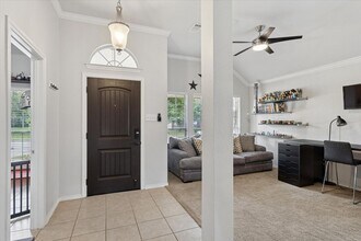 10237 Red Bluff Ln in Fort Worth, TX - Building Photo - Building Photo