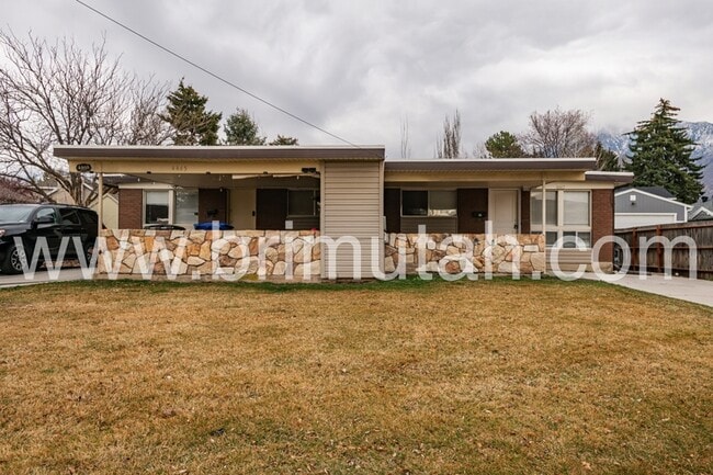 4467 S Albright Dr in Salt Lake City, UT - Building Photo - Building Photo