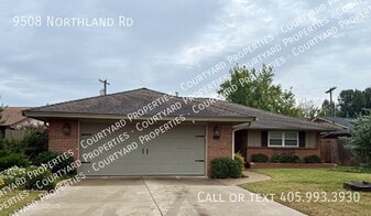 9508 Northland Rd in The Village, OK - Building Photo