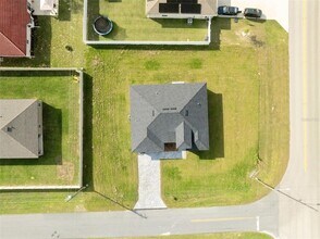 2273 SW 158th St Rd in Ocala, FL - Foto de edificio - Building Photo