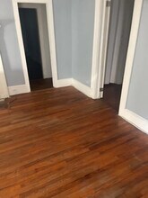 304 Holmes St in Laurens, SC - Building Photo - Building Photo