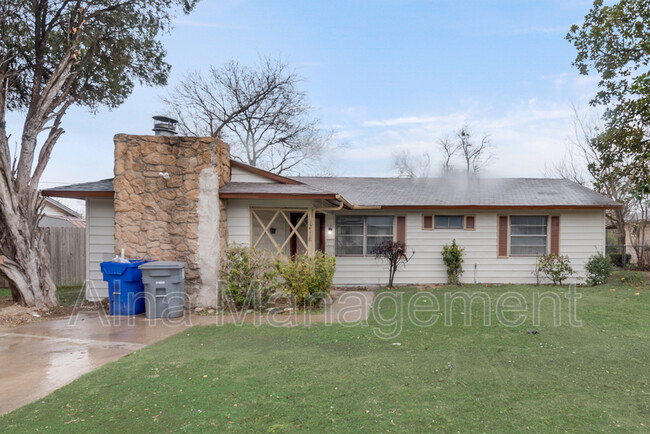 12118 Oberlin Dr in Dallas, TX - Building Photo - Building Photo