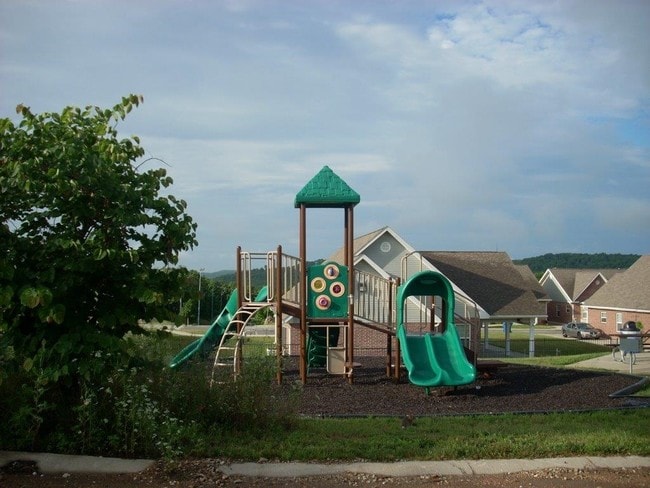 Rock Ridge Villas I & II in Branson, MO - Foto de edificio - Other