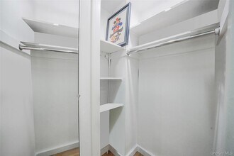 460 E 79th St in New York, NY - Building Photo - Building Photo