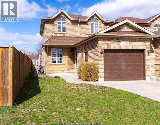 1010 Silverdale Dr in Windsor, ON - Building Photo - Building Photo