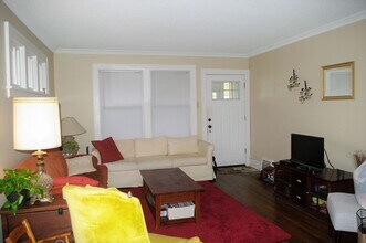 1179 Charles Ave in St. Paul, MN - Building Photo - Building Photo