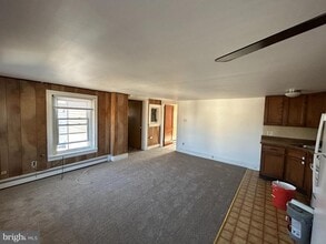 303 W 6th Ave in Conshohocken, PA - Building Photo - Building Photo