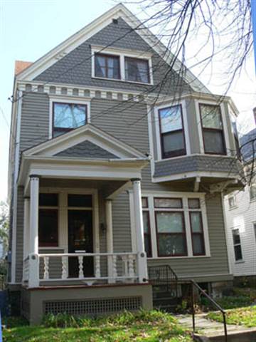 1056 Gillespie St in Schenectady, NY - Building Photo