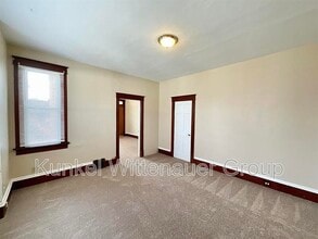 907 N Church St in Belleville, IL - Building Photo - Building Photo