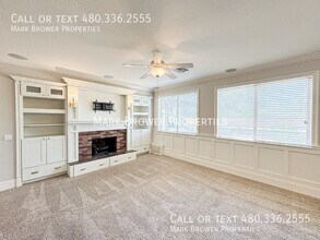1042 W Oleander Ave in San Tan Valley, AZ - Building Photo - Building Photo