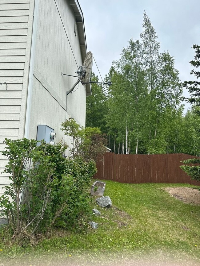 1635 N Fanciful Pl in Wasilla, AK - Building Photo - Building Photo