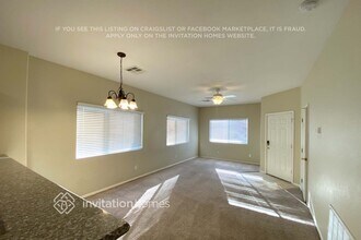 7213 S 8th St in Phoenix, AZ - Building Photo - Building Photo