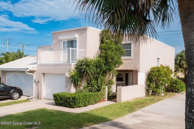 property at 554 Majorca Ct