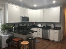 38 Crescent Ave, Unit 3 in Boston, MA - Building Photo