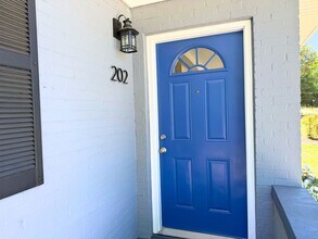 202 Mayflower St in Taylors, SC - Building Photo - Building Photo