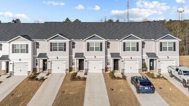 2507 Gracie Ln in Carthage, NC - Foto de edificio - Building Photo