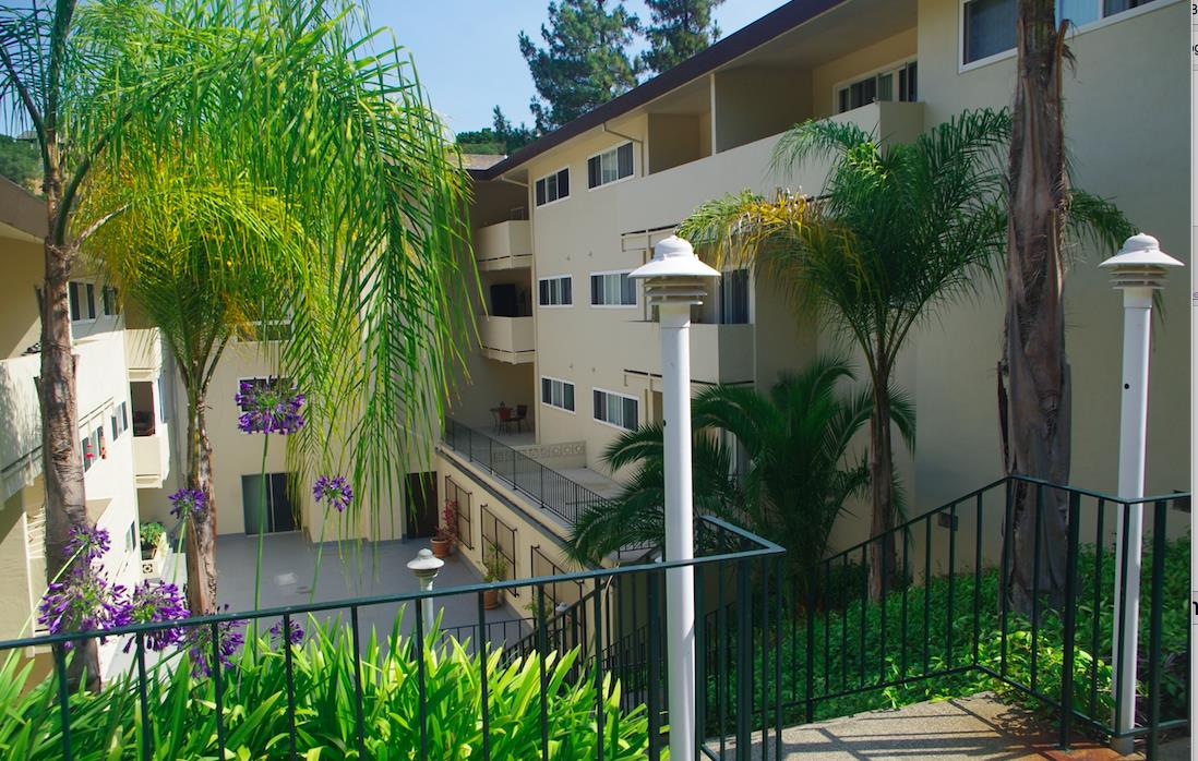 Marinian Towers Apartments in San Rafael, CA - Building Photo