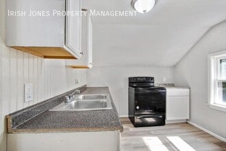 83 South St in Lockport, NY - Building Photo - Building Photo
