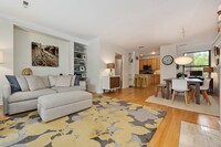 2438 N Burling St, Unit 1S in Chicago, IL - Building Photo - Building Photo