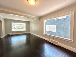 936 Catherine Ave in Muskegon, MI - Building Photo - Building Photo