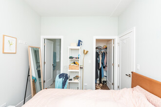 1472 W Summerdale Ave in Chicago, IL - Building Photo - Building Photo