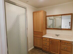 1741 Indian Hills Rd, Unit b in Painted Post, NY - Foto de edificio - Building Photo