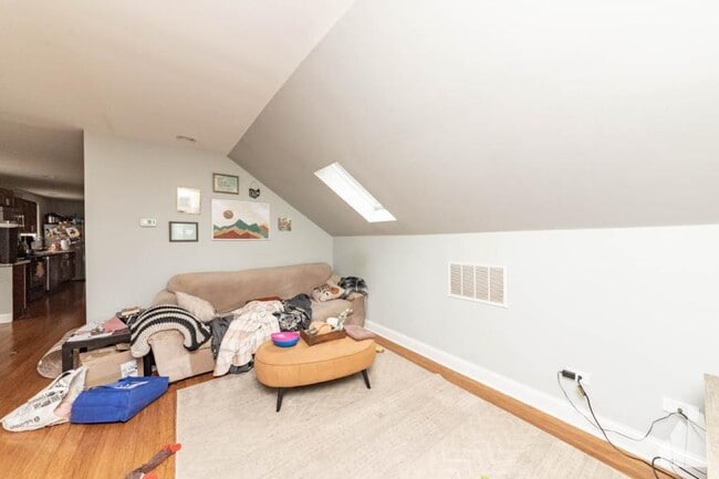 property at 848 N Wood St