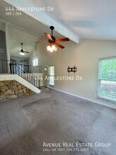 444 Applestone Dr in Ballwin, MO - Building Photo - Building Photo