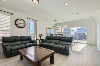 1920 Tigs Trl in Leander, TX - Building Photo - Building Photo