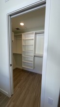 3016 NW 1st Ave, Unit B23 in Miami, FL - Building Photo - Building Photo