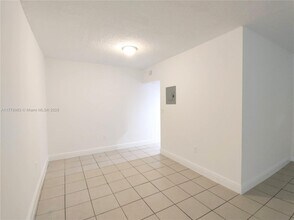1265 W 24th St in Hialeah, FL - Building Photo - Building Photo